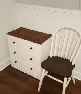 Irving Park East Apartment | The Avondale Attic