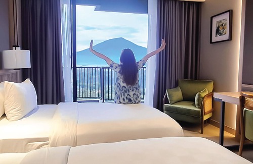 Bukittinggi Hotel | The Balcone Hotel & Resort