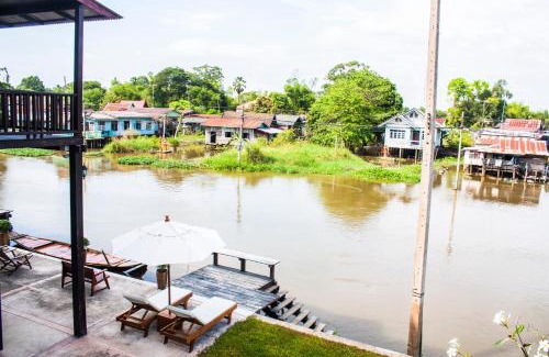 Phak Hai Resort | The Bank River House Ayutthaya
