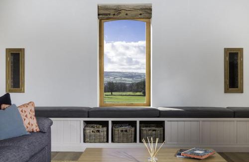 Hendrerwydd House | The Barn at Plas Ashpool