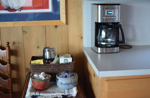 Ardenvoir Cabin | The Barn at The Lake; Waterfront Home within Chelan’s ‘Golden Mile’!