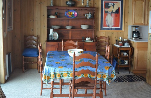 Ardenvoir Cabin | The Barn at The Lake; Waterfront Home within Chelan’s ‘Golden Mile’!