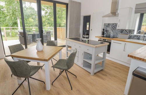 Weston under Penyard Cottage | THE BARN, family friendly, luxury holiday cottage in Droitwich Spa