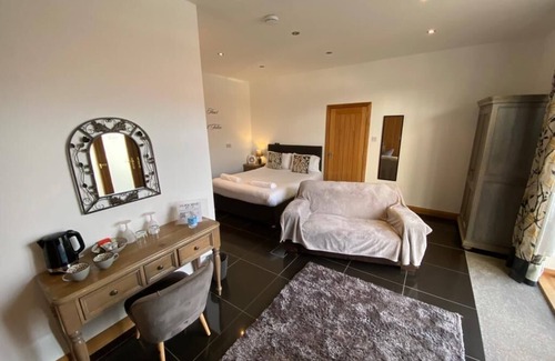 Yarm Hotel | The Barn Family Room