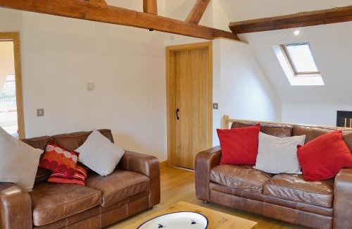West Meon House | The Barn
