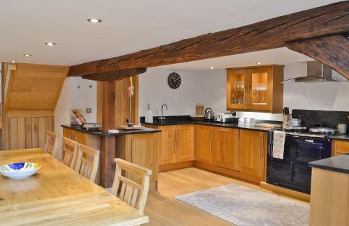 West Meon House | The Barn