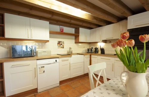 Sedgehill Cottage | THE BARN, pet friendly, luxury holiday cottage in Shaftesbury