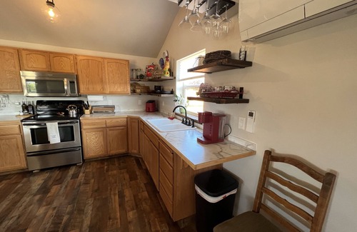 Post Falls House | The Barn: Quiet, private, close to town, hot tub & spacious views.
