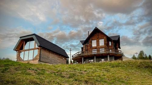 Fundata Villa | The Barn