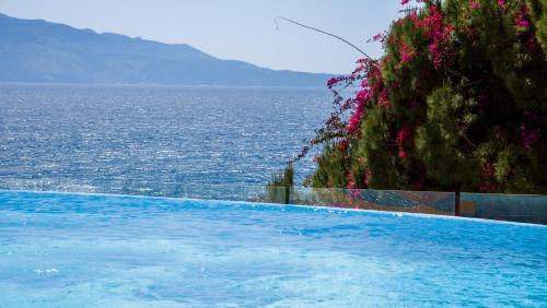 Sarande Apartment | The Bay Apartments