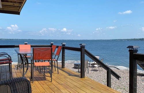 Dexter House | The Bayview, a lakehouse with 270 degree view of Guffin Bay and Adams Cove.