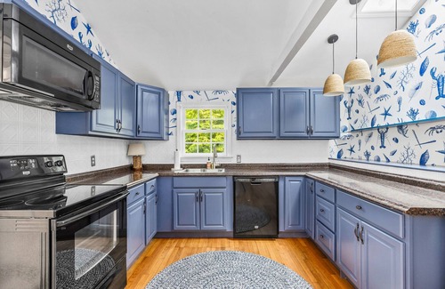 Cohasset Cottage | The Beach Cottage at Sandy Cove: Serene Retreat