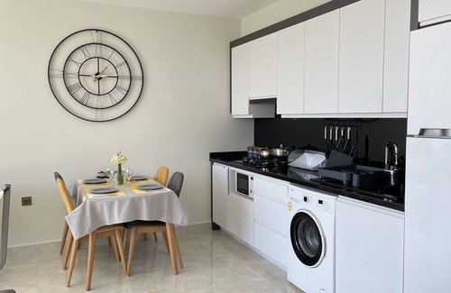 Mahmutlar Condo | The Beach Haven/1+1 coastline apt/Free WiFi/Elec🏖