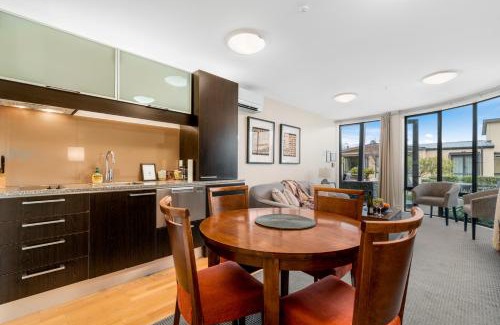 Queenstown Apartment | The Beacon - 2 Bedroom Town Center Apartment