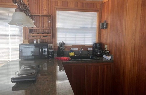 Bayview Apartment | The Bear Den