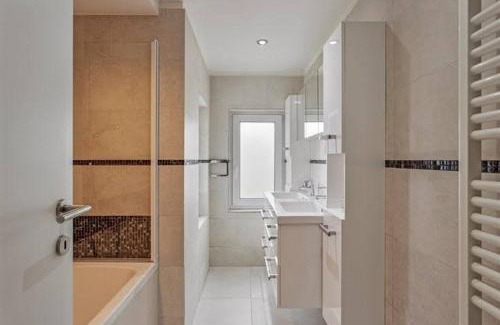 Kortenberg House | The Beautiful White Villa
