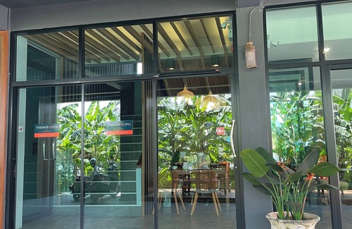Samut Songkhram Apartment | The Bedrooms Maeklong Service Apartment