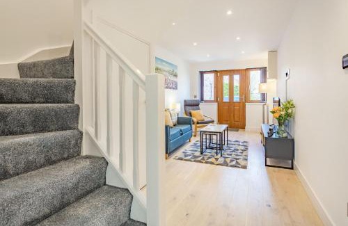 Pitchcombe House | The Belfry