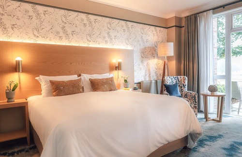 Wishaw Hotel | The Belfry