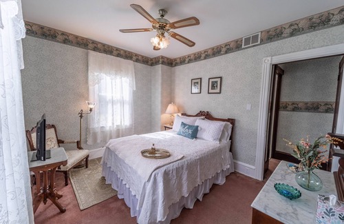 Jim Thorpe Bed & Breakfast | The Bella Victoria- Adult Only