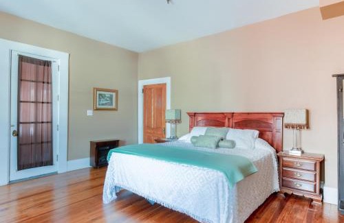 Abbeville Hotel | The Belmont Inn by OYO