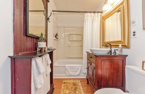 Augusta Hotel | The Benchmark Inn