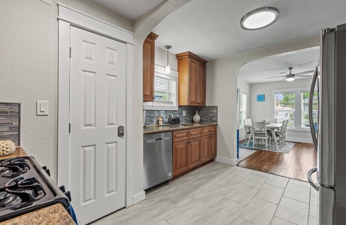 Galveston House | "The Betty"
