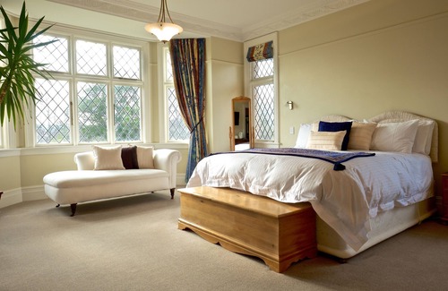 East Taieri Bed & Breakfast | The Birches Bed & Breakfast