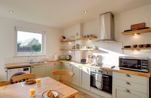 Berwick-upon-Tweed House | The Birdhouse: Family Home with Countryside Views