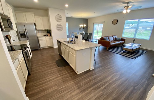 Fultondale House | 🏠 The Birmingham Corner - 10 min. to Downtown