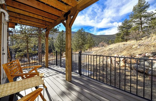 Lake George Cabin | The Bison View Cabin at Bison Peak Lodge
