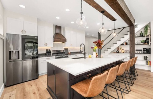 Turkey City House | The Black Fox Retreat