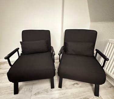 Potschappel House | The Black Room