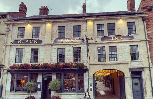 Devizes Hotel | The Black Swan Inn
