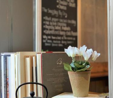 Devizes Hotel | The Black Swan Inn