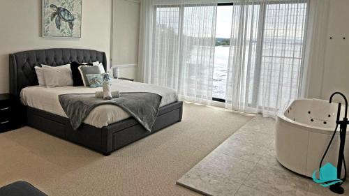 Swansea House | The Black Swan Lakehouse - waterfront pool