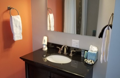 Watkins Glen Bed & Breakfast | The Blackberry Inn Bed & Breakfast