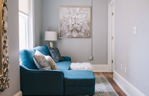 Lake City Apartment | The Blanche - Room 311