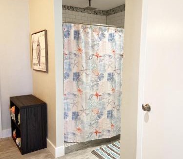 Van Valzah House | The Blue Anchor Cottage