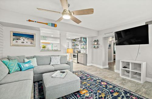 Van Valzah House | The Blue Anchor Cottage