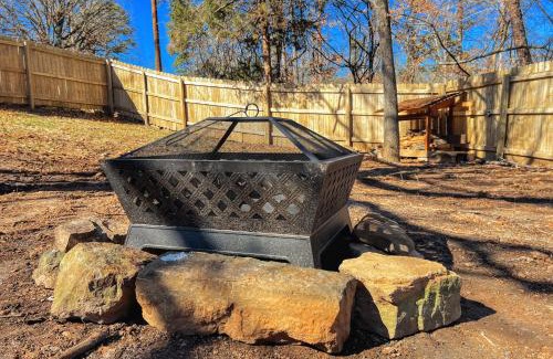 Beaver Shores House | The Blue Beaver Cottage