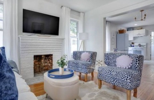 Southwest Raleigh House | The Blue Bungalow- NC State, ITB, Cameron Village