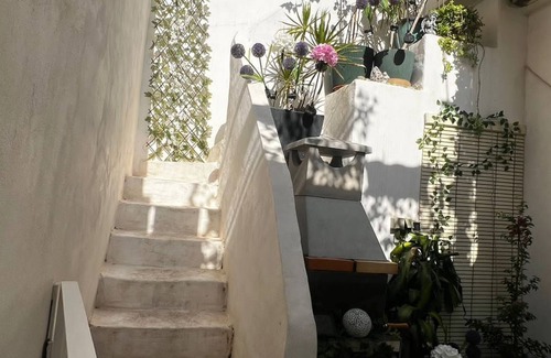 San Anton House | The blue house