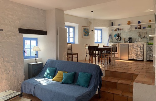 Lagorce House | THE BLUE HOUSE NEAR THE ARDÈCHE GORGES