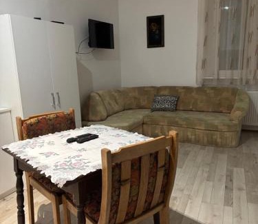 Csatalja House | The Blue
