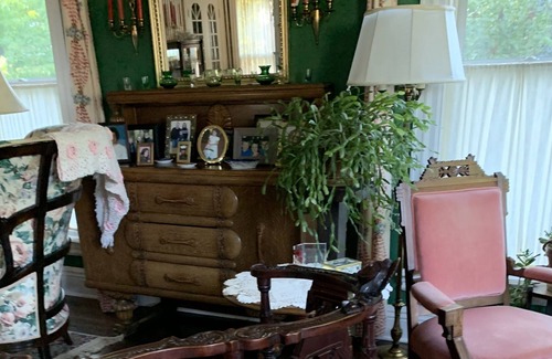 Brockport Bed & Breakfast | The Blue Room at The Victorian