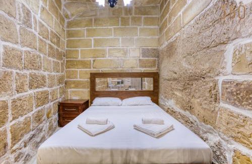 Ħal Bisbut Apartment | The Blue Village Suites by 360 Estates