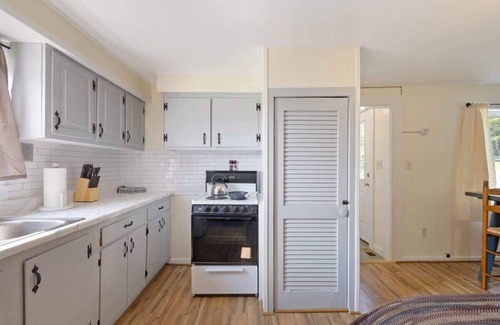 Seal Cove Cottage | The Blueberry House-Close to Ocean & Acadia!