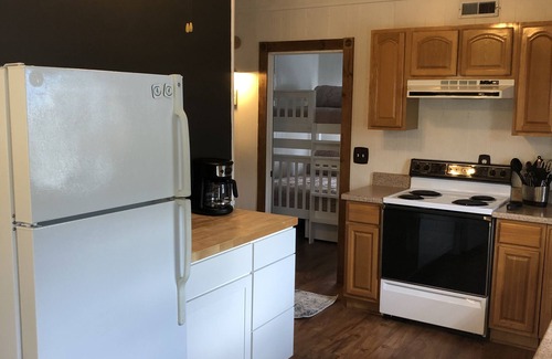 Big Creek House | THE BLUEBIRD, Norris Lake at Whitman Hollow Marina