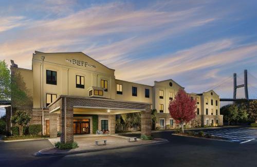 Yamacraw Village Hotel | The Bluff Hotel Savannah, Tapestry Collection by Hilton